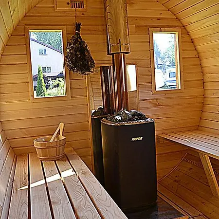 Trzy Jeziora Bed and breakfast Wierzba