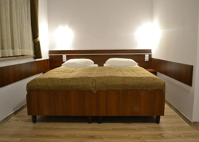 Bed & Breakfast Trzy Jeziora 3*